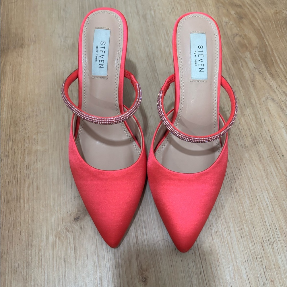 Steven by Steve Madden Vibrant Hot pink Heels